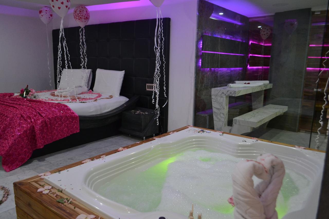 Hotel del amor Elysium *